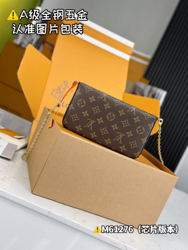 img_0051 POCHETTE FELlClE M81896 M61276 Size 21x12x3 cm