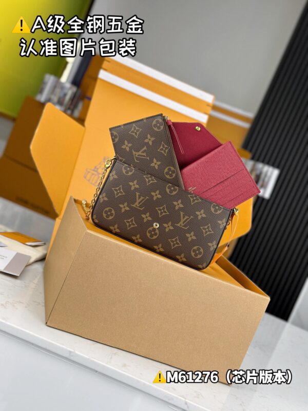 img_0054 POCHETTE FELlClE M81896 M61276 Size 21x12x3 cm