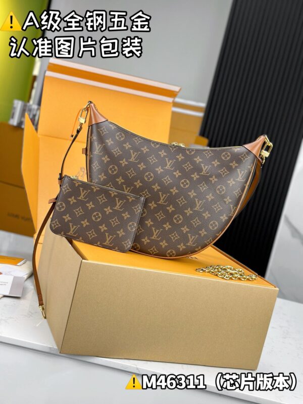 img_0141 M46311 MATEL Size 38x30x10 cm