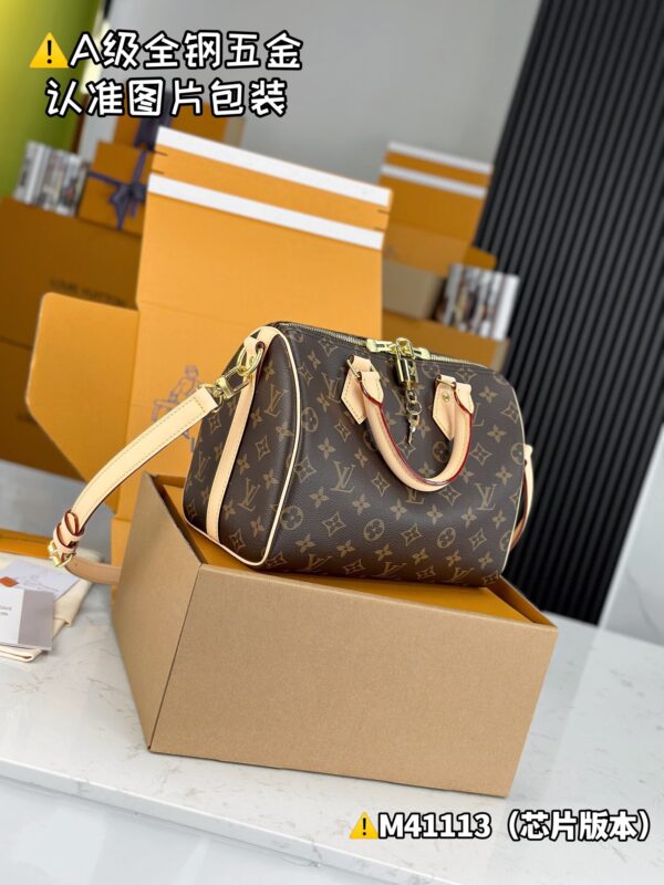 img_0162 SPEEDY 25CM M41113 Size 25x19x15 cm