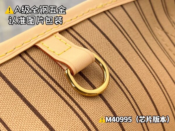 img_0211 NEVRFULL Medium M40995 Size 32x28x14 cm