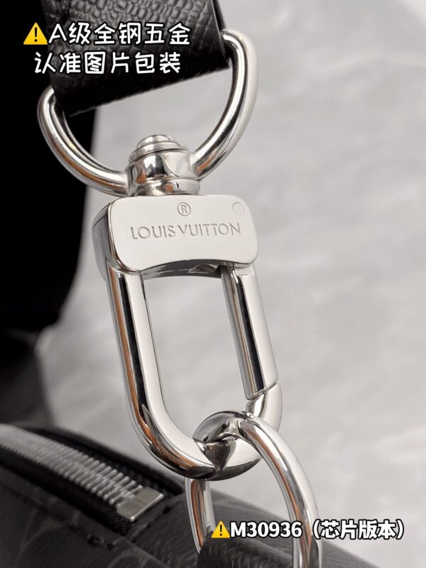 img_0336 DUO Shoulder Bag M30936 Size 20x42x6 cm