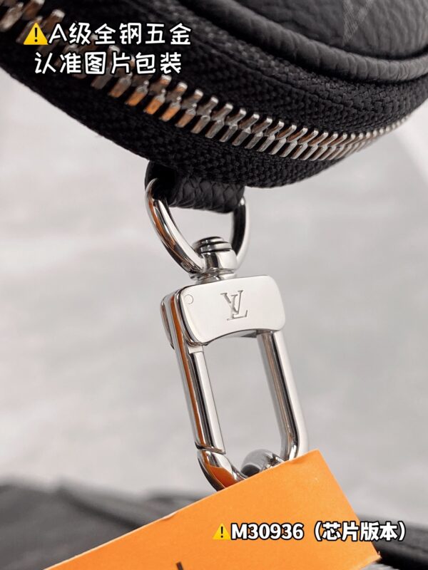 img_0337 DUO Shoulder Bag M30936 Size 20x42x6 cm