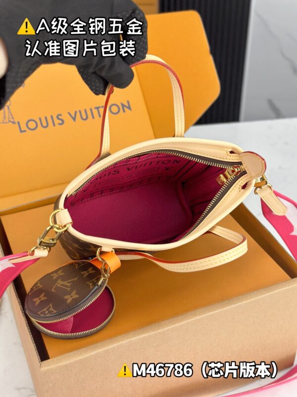 img_0491 NEVERFULL BB M46786 Size 24x14x9 cm