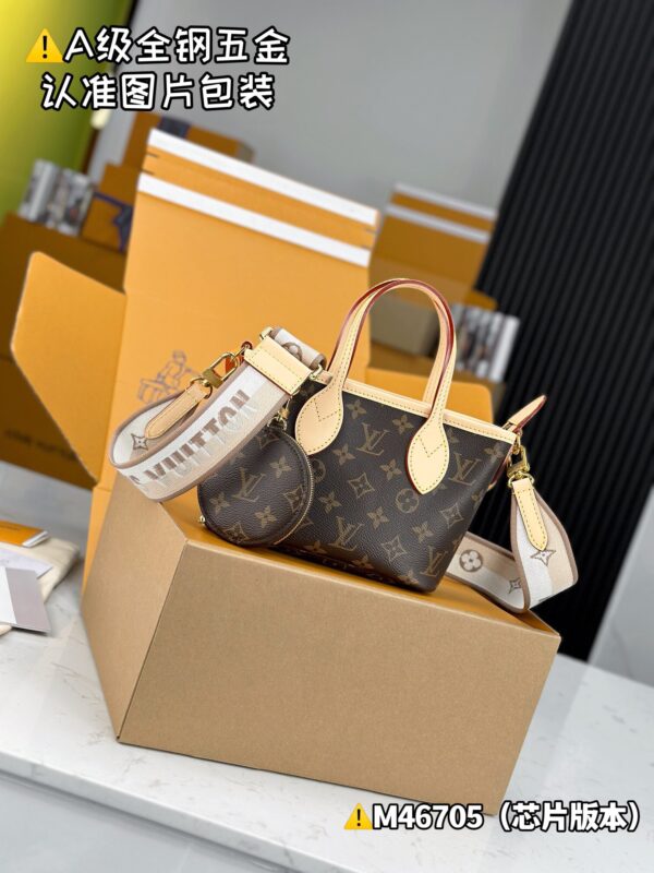 img_0502 NEVERFULL BB M46705 Size 24x14x9 cm