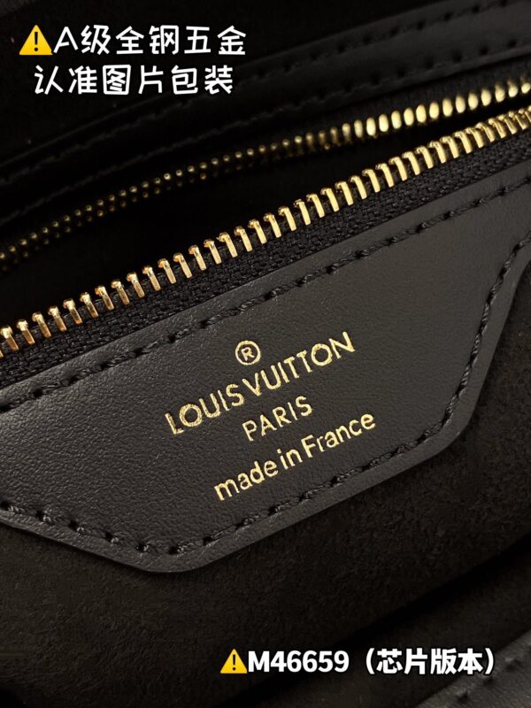 img_0554 LV TWINNY M46659 Size 29x19x9 cm