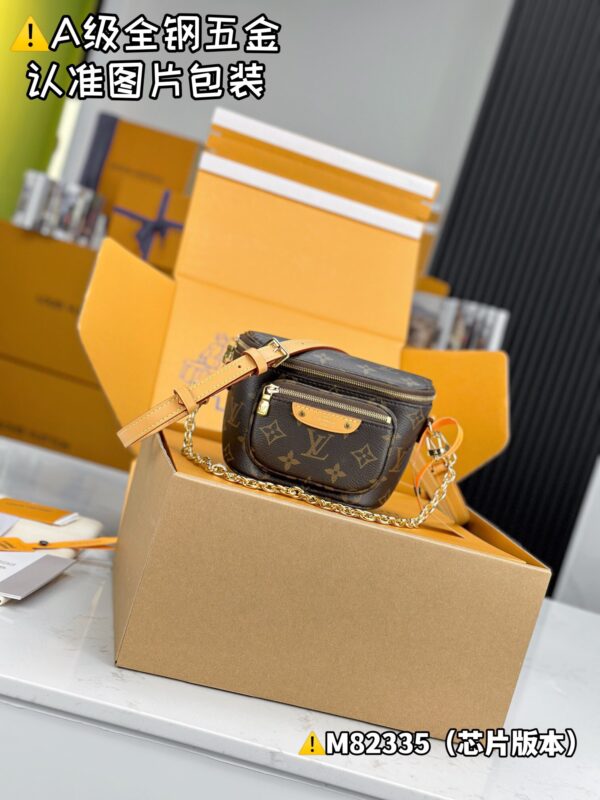 MINI BUMBAG M82335 Size 17x12x9.5 cm
