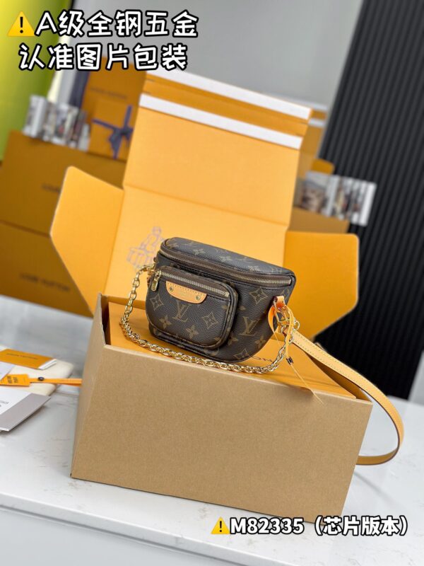 MINI BUMBAG M82335 Size 17x12x9.5 cm