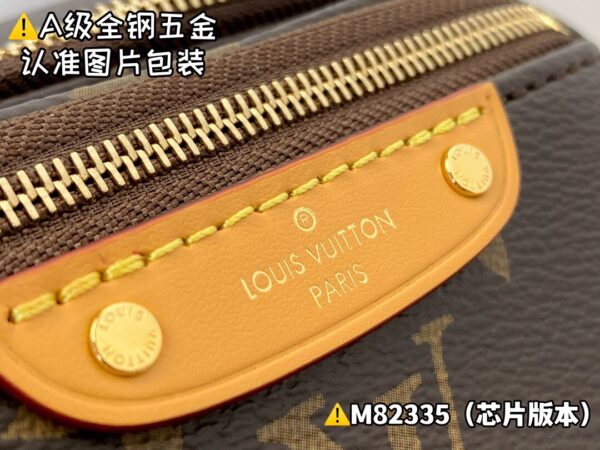 MINI BUMBAG M82335 Size 17x12x9.5 cm
