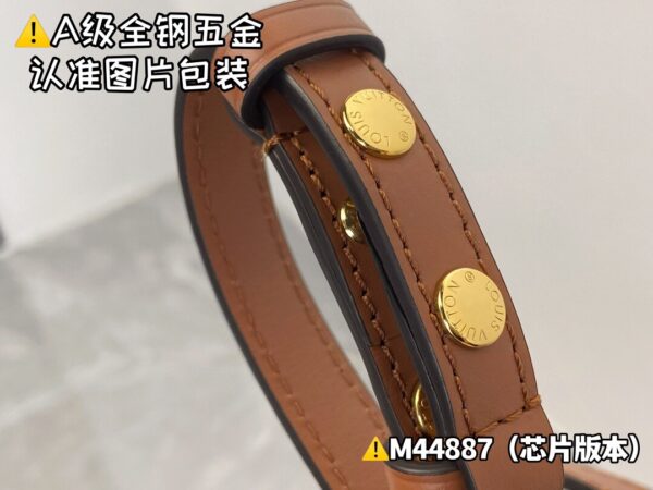 img_0658 NEONOE Medium M44887 Size 26x26x17.5 cm
