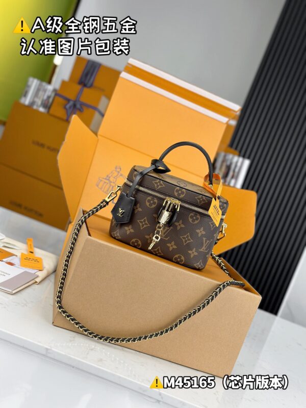 img_0668 VANITY Small M45165 Size 19x13x11 cm