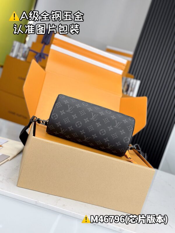 img_0829 SOFT POLO CHON Small M46796 Size 26x14x14 cm