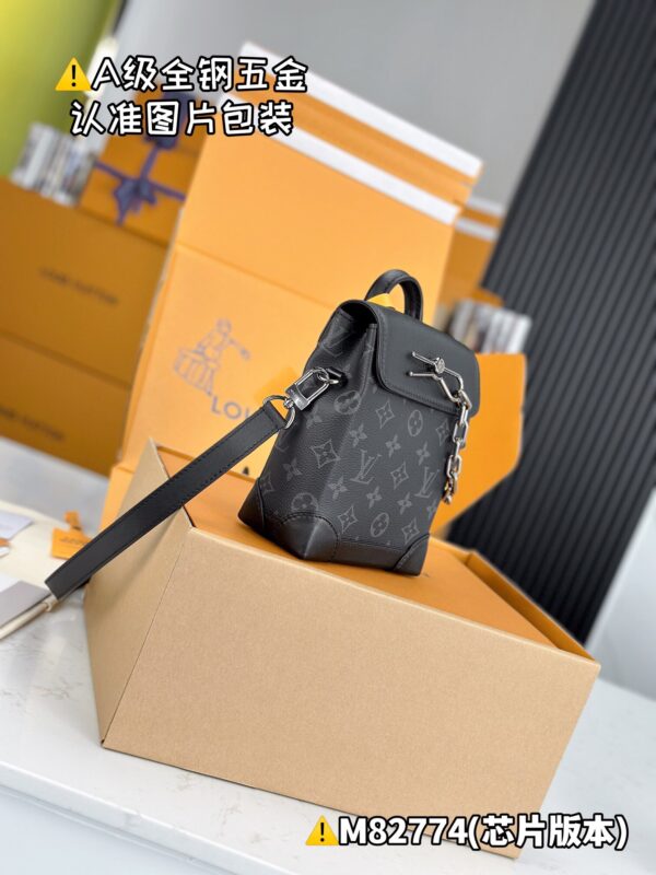 img_0849 NANO STEAMER M82774 Size 15x18x7 cm