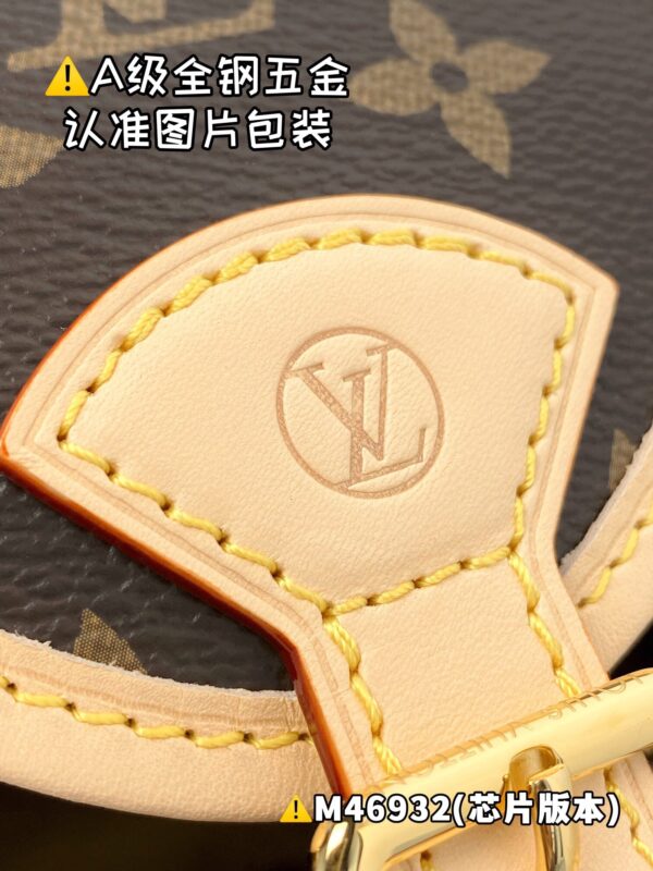 img_1043 EXCURSION Small Backpack M46932 Size 21x23x10 cm