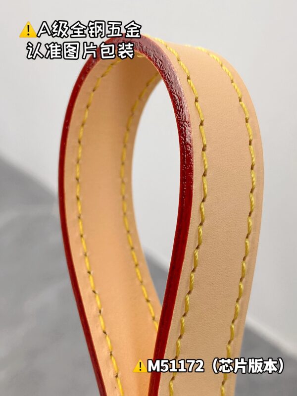img_1078 M51172 Size 23x21x8 cm