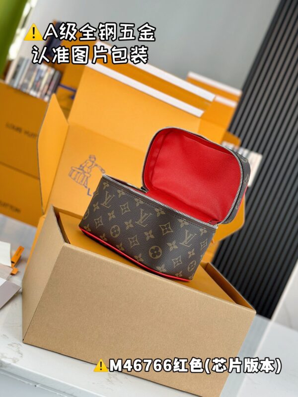 img_1148 NICE M46766 Size 20x13.5x12 cm
