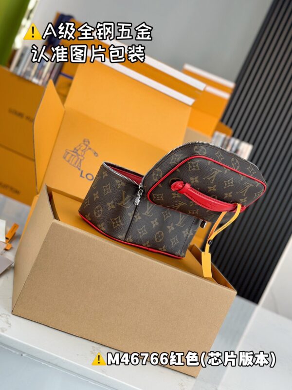 img_1149 NICE M46766 Size 20x13.5x12 cm