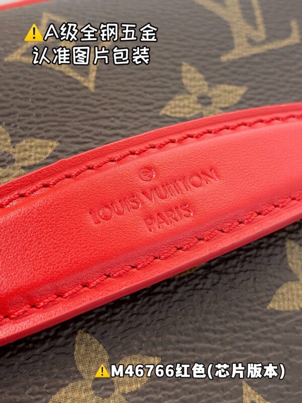 img_1152 NICE M46766 Size 20x13.5x12 cm