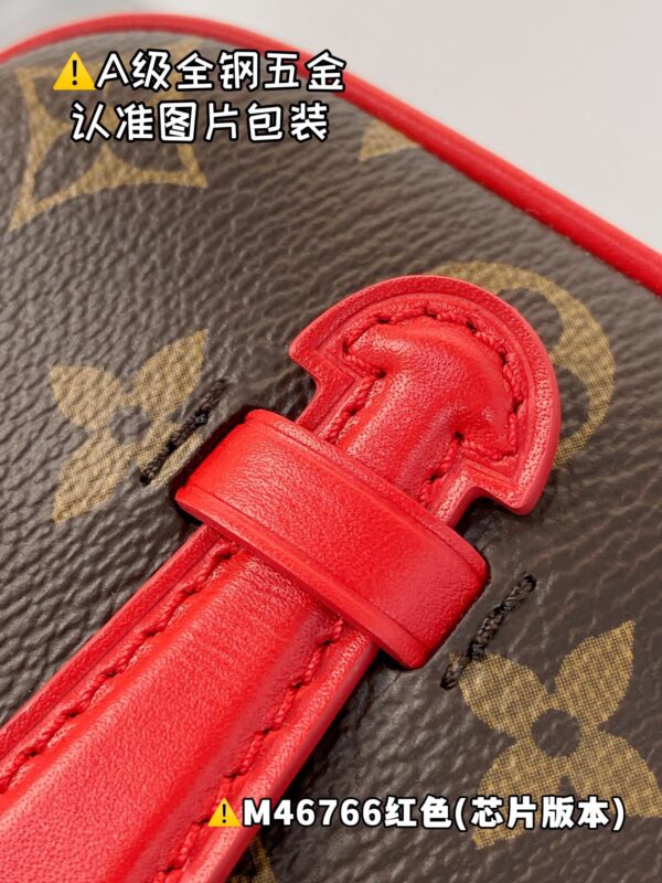 img_1154 NICE M46766 Size 20x13.5x12 cm