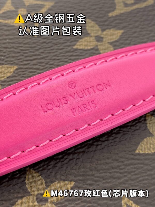 img_1170 NICE M46767 Size 20x13.5x12 cm