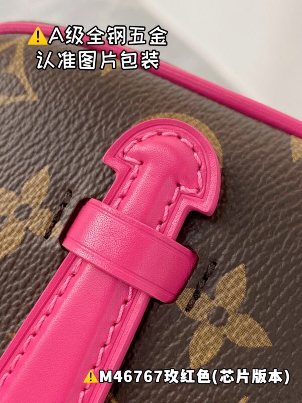 img_1172 NICE M46767 Size 20x13.5x12 cm