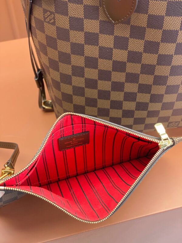 img_1338 NEVERFULL Medium N41358 Size 31x28x14 cm