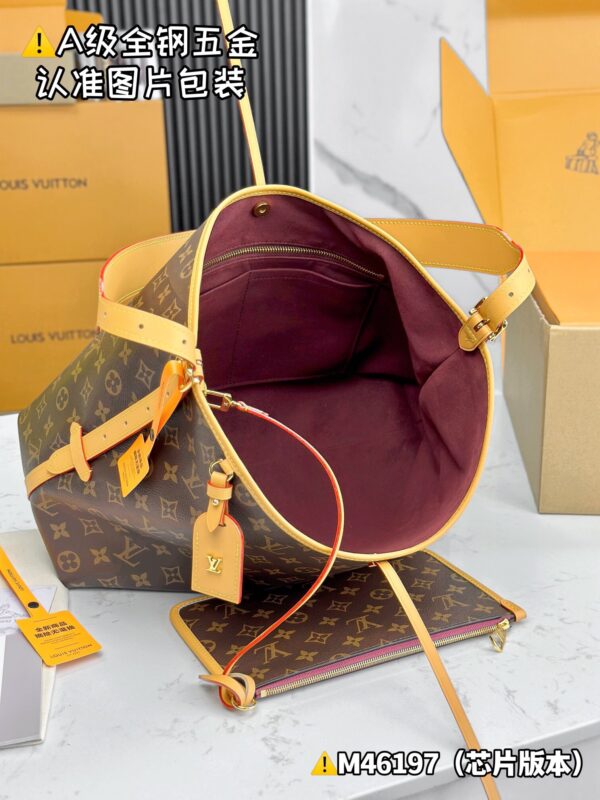 img_1368 CARRYALL Medium M46197 Size 39x30x15 cm