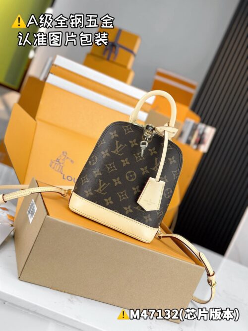 ALMA Backpack M47132 Size 15 x 20 x 10 cm