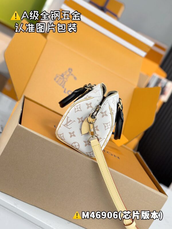 img_1585 SPEEDY BANDOULIÈRE 20 M46906 Size 20 x 15 x 12.5 cm