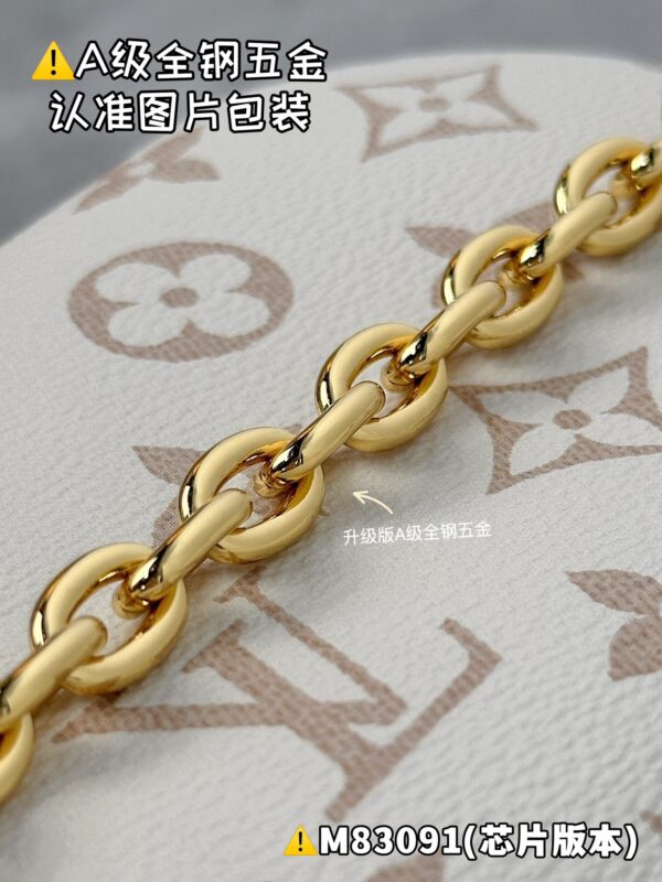 img_1610 WALLET ON CHAIN IVY M83091 Size 23.5 x 12 x 4.3 cm