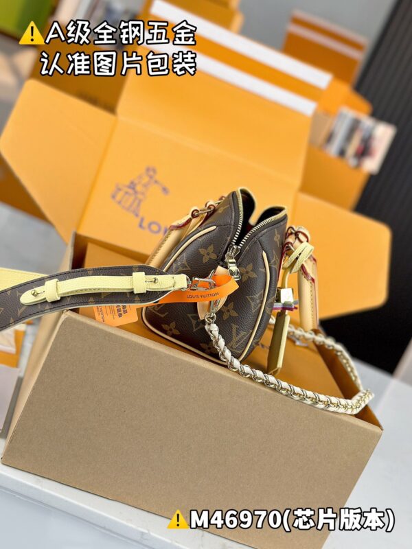 img_1748 SPEEDY 18 LV&I MONOGRAM M46970 Size 18.5 x 12.5 x 10.5 cm