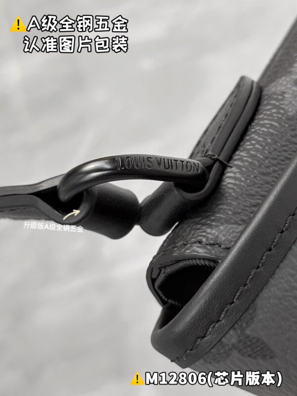 img_1987 PULSE Mini M12806 Size 16 x 5 x 22.5 cm