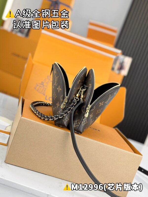 img_2091 BE ALMA M12996 Size 15 x 7 x 27 cm