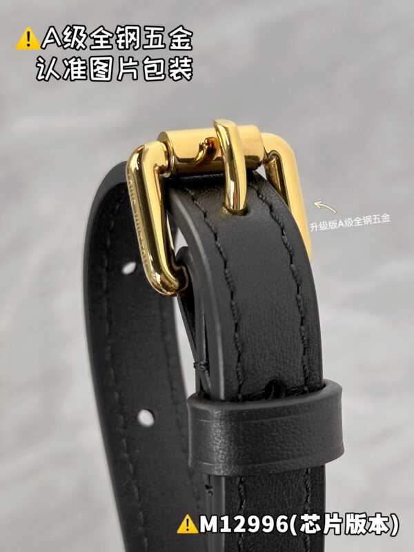 img_2097 BE ALMA M12996 Size 15 x 7 x 27 cm