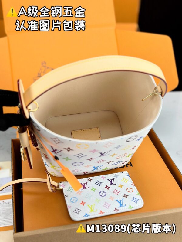 img_2329 LV x TM ALL IN BB M13089 Size 18 x 12 x 16 cm