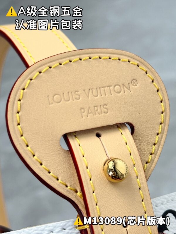 img_2332 LV x TM ALL IN BB M13089 Size 18 x 12 x 16 cm