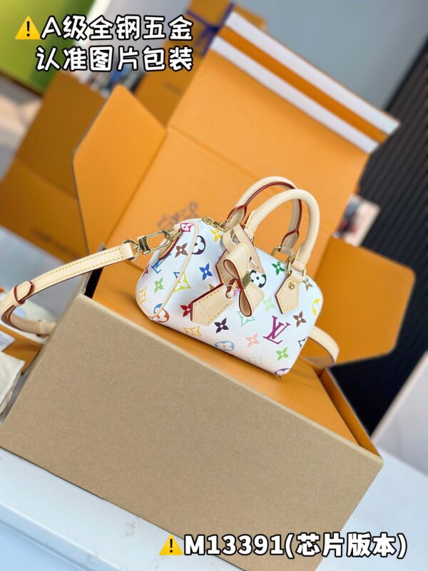 img_2345 LV x TM NANO SPEEDY M13391 Size 10 x 7.5 x 16 cm