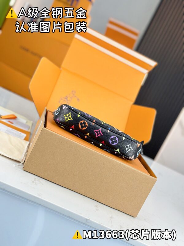 img_2379 LV x TM POCHETTE ACCESSOIRES M13663 Size 13 x 4 x 22 cm