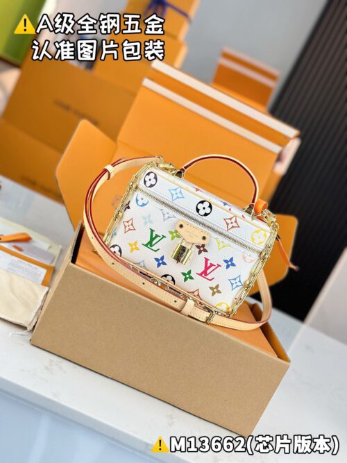 LV x TM VANITY CHAIN POUCH M13662 Size 11.5 x 6.5 x 19 cm