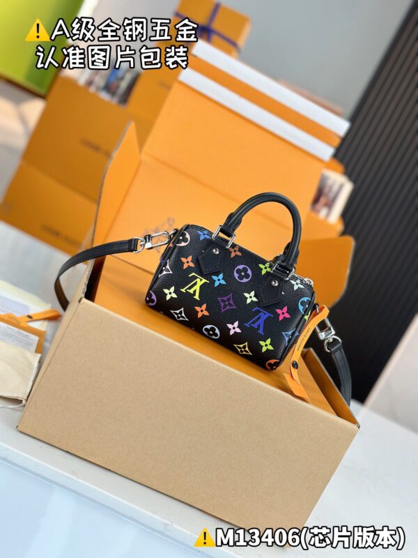 img_2503 LV x TM NANO SPEEDY M13406 Size 10 x 7.5 x 16 cm