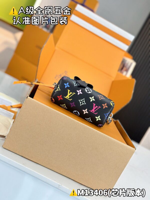 img_2505 LV x TM NANO SPEEDY M13406 Size 10 x 7.5 x 16 cm