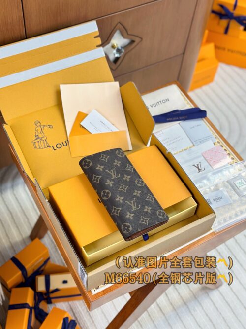 God Factory LV M66540 Size 10 x 19 x 2 cm