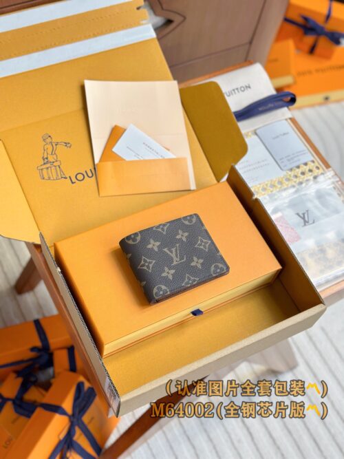 God Factory LV Wallet M64002 Monogram Size 11.0 x 8.5 x 1.0 cm