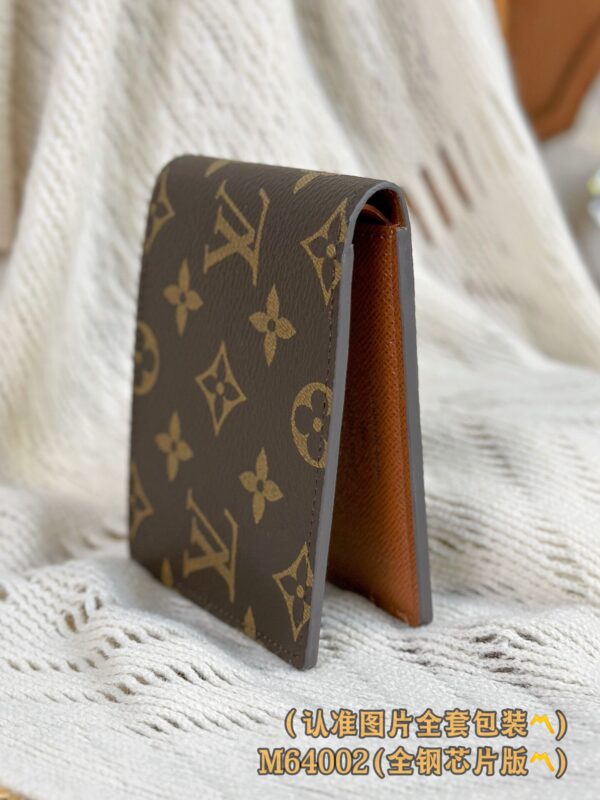 God Factory LV Wallet M64002 Monogram Size 11.0 x 8.5 x 1.0 cm