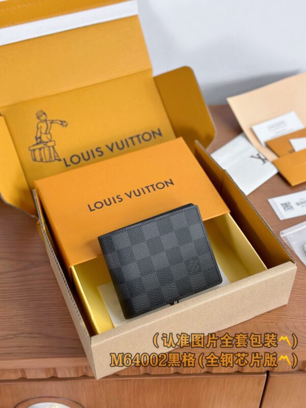 God Factory LV Wallet M64002 SLENDER ID Size 11.0 x 8.5 x 1.0 cm
