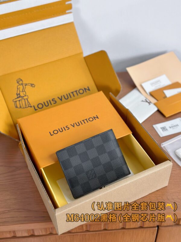 God Factory LV Wallet M64002 SLENDER ID Size 11.0 x 8.5 x 1.0 cm