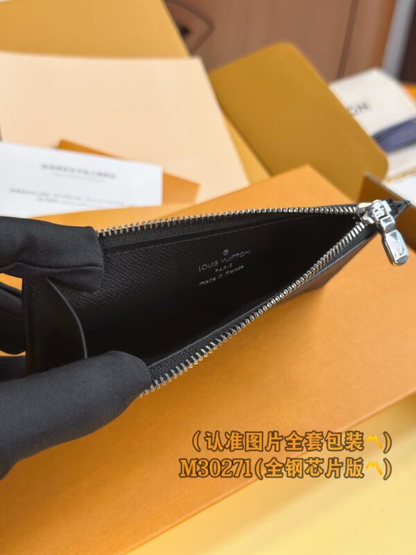 God Factory LV Wallet M30271 Size 8.0x14.5x1.0 cm