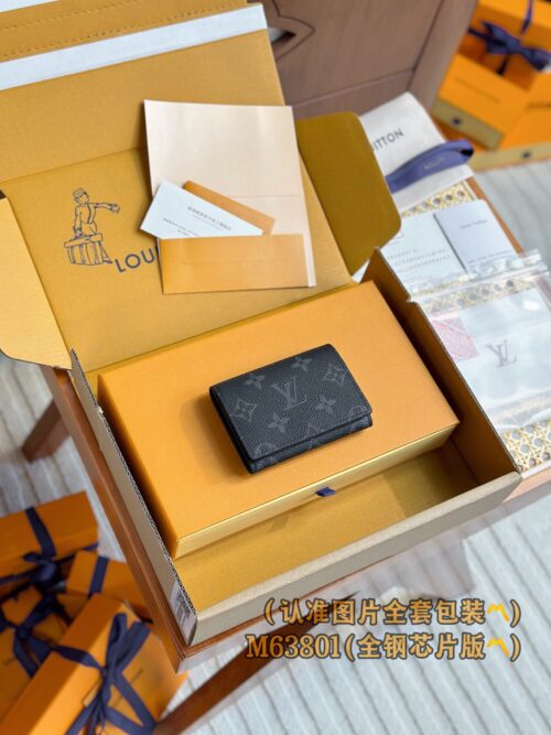 God Factory LV Wallet M63801 Size 10.5 x 8 x 1 cm