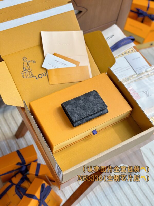 God Factory LV Wallet N63338 Size 10.5 x 8 x 1 cm