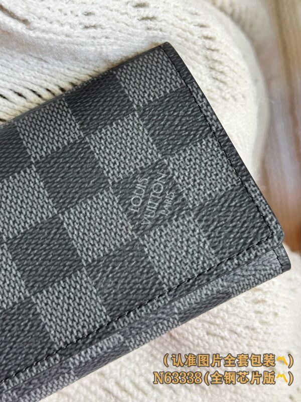 God Factory LV Wallet N63338 Size 10.5 x 8 x 1 cm